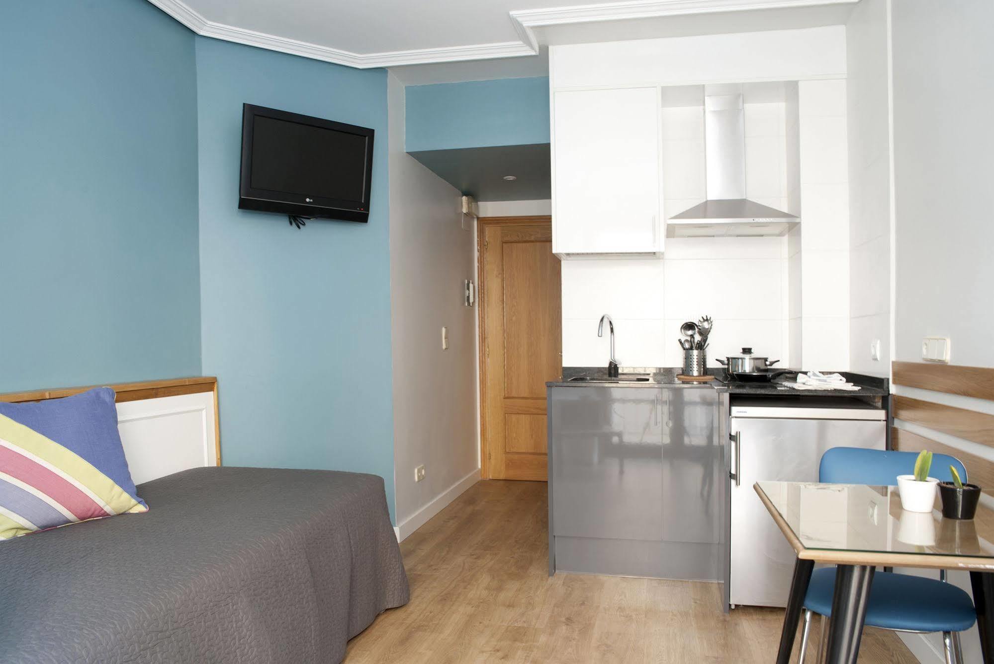 Apartamentos Sabinas Don Jaime Saragossa Zewnętrze zdjęcie